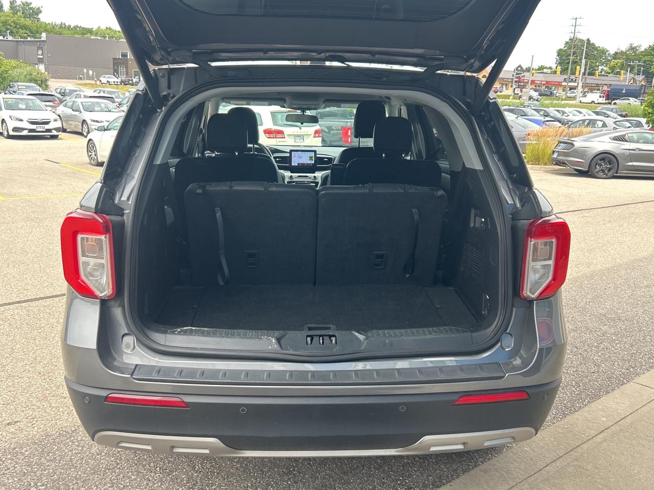 2021 Ford Explorer XLT   6 Passenger   Leather Photo