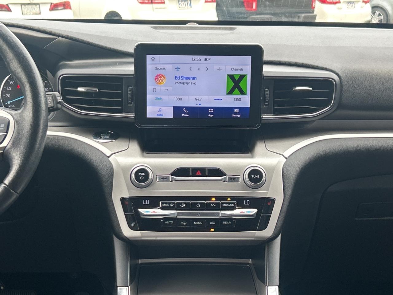 2021 Ford Explorer XLT   6 Passenger   Leather Photo