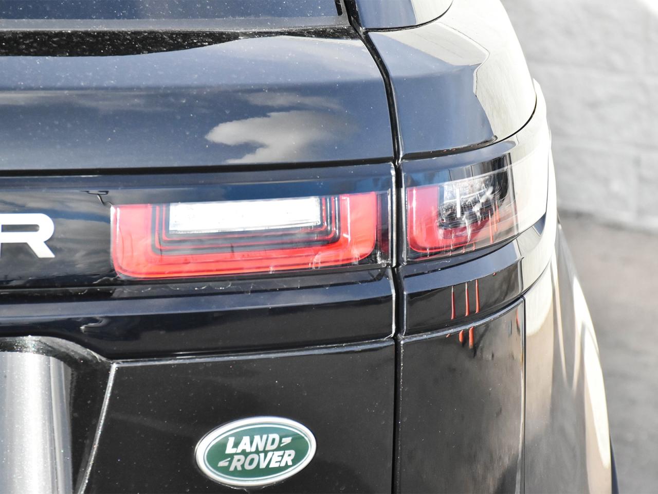 2023 Land Rover Range Rover Velar S Photo