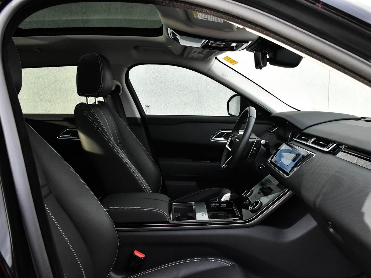 2023 Land Rover Range Rover Velar AIR SUSPENSION ADAPTIVE DYNAMICS HEAD UP DISPLAY Photo