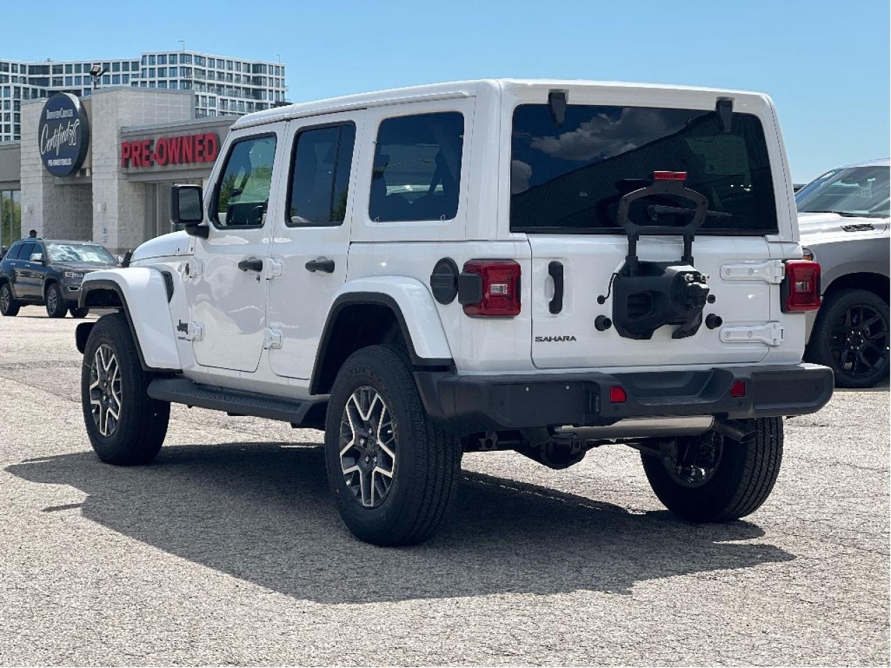 2025 Jeep Wrangler Sahara w/Leather, Technology, Safety, Steps Photo