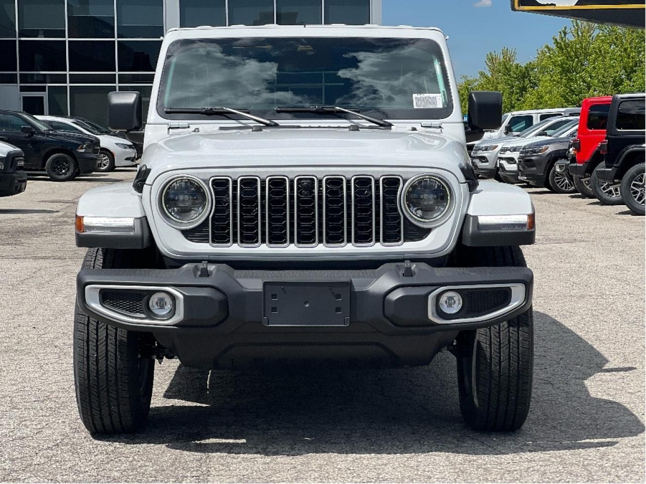 2025 Jeep Wrangler Sahara w/Leather, Technology, Safety, Steps Photo