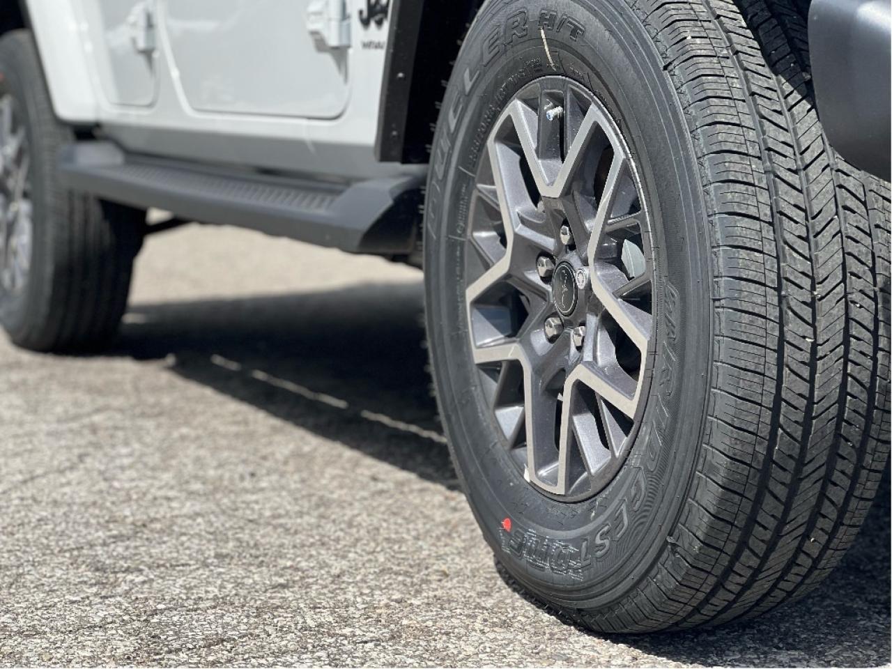 2025 Jeep Wrangler Sahara w/Leather, Technology, Safety, Steps Photo