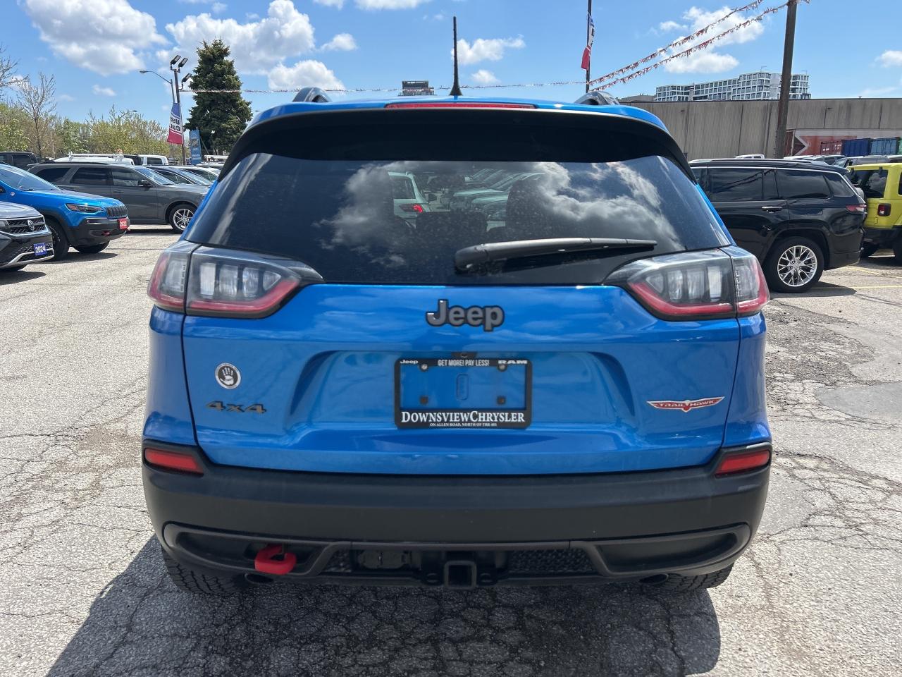 2022 Jeep Cherokee Trailhawk w/Navigation, Trailer Tow, Black Rims Photo