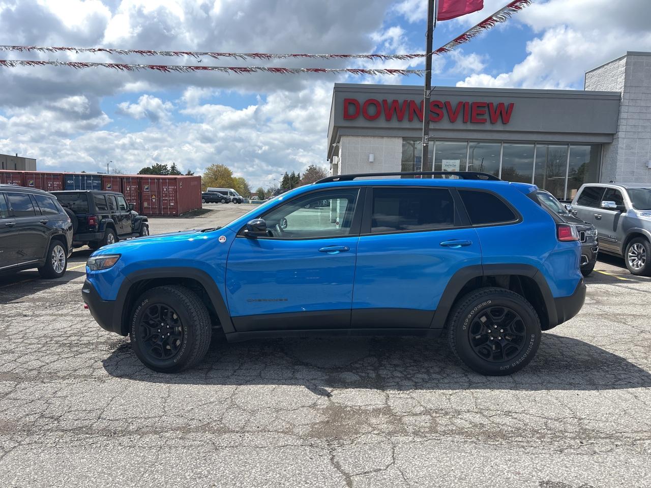 2022 Jeep Cherokee Trailhawk w/Navigation, Trailer Tow, Black Rims Photo