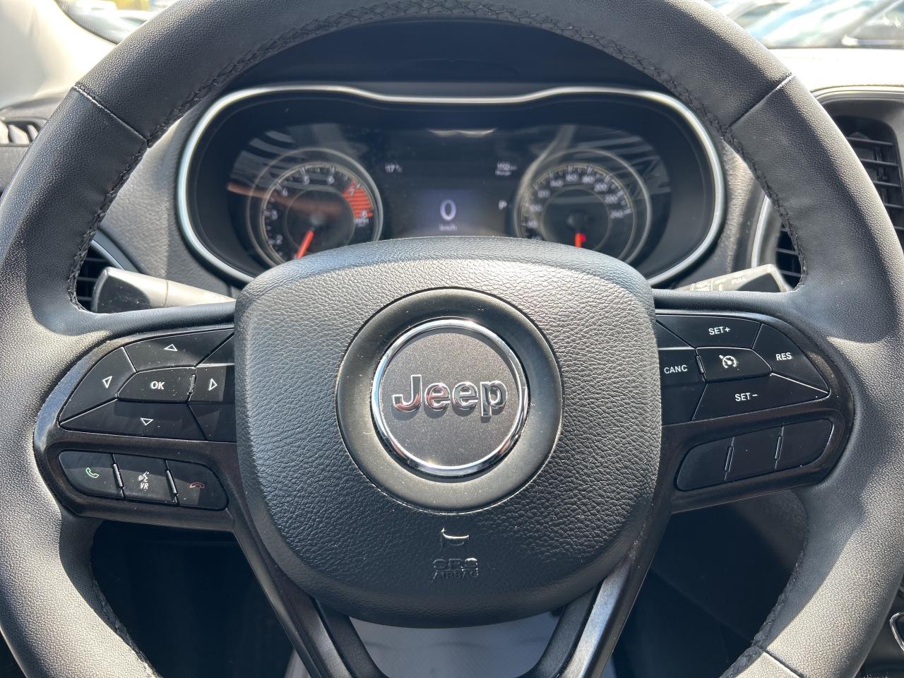 2022 Jeep Cherokee Trailhawk w/Navigation, Trailer Tow, Black Rims Photo