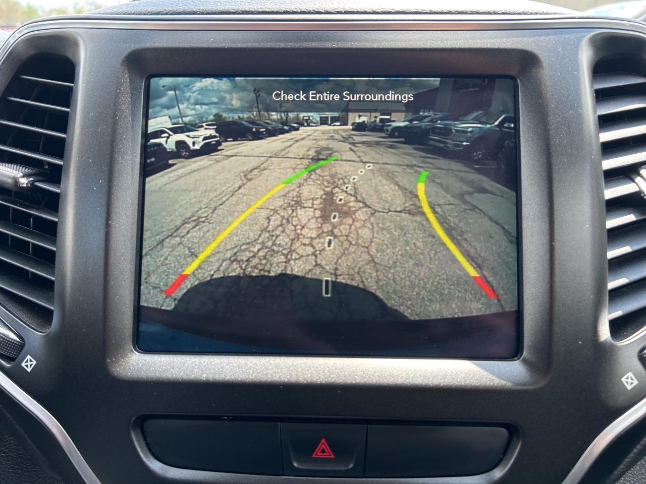 2022 Jeep Cherokee Trailhawk w/Navigation, Trailer Tow, Black Rims Photo