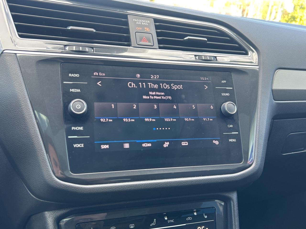 2023 Volkswagen Tiguan Comfortline   Leather   Pano Roof Photo