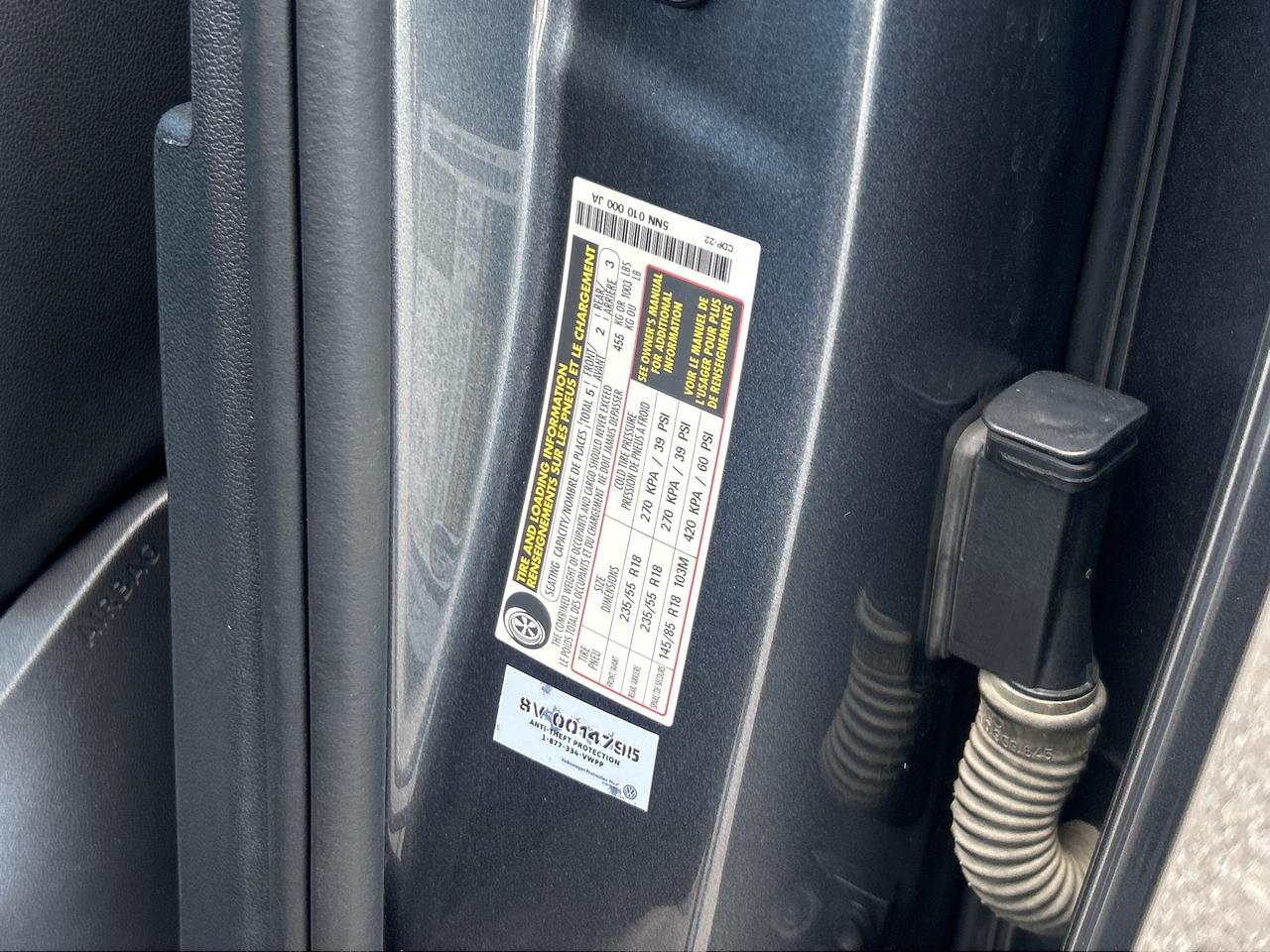 2023 Volkswagen Tiguan Comfortline   Leather   Pano Roof Photo