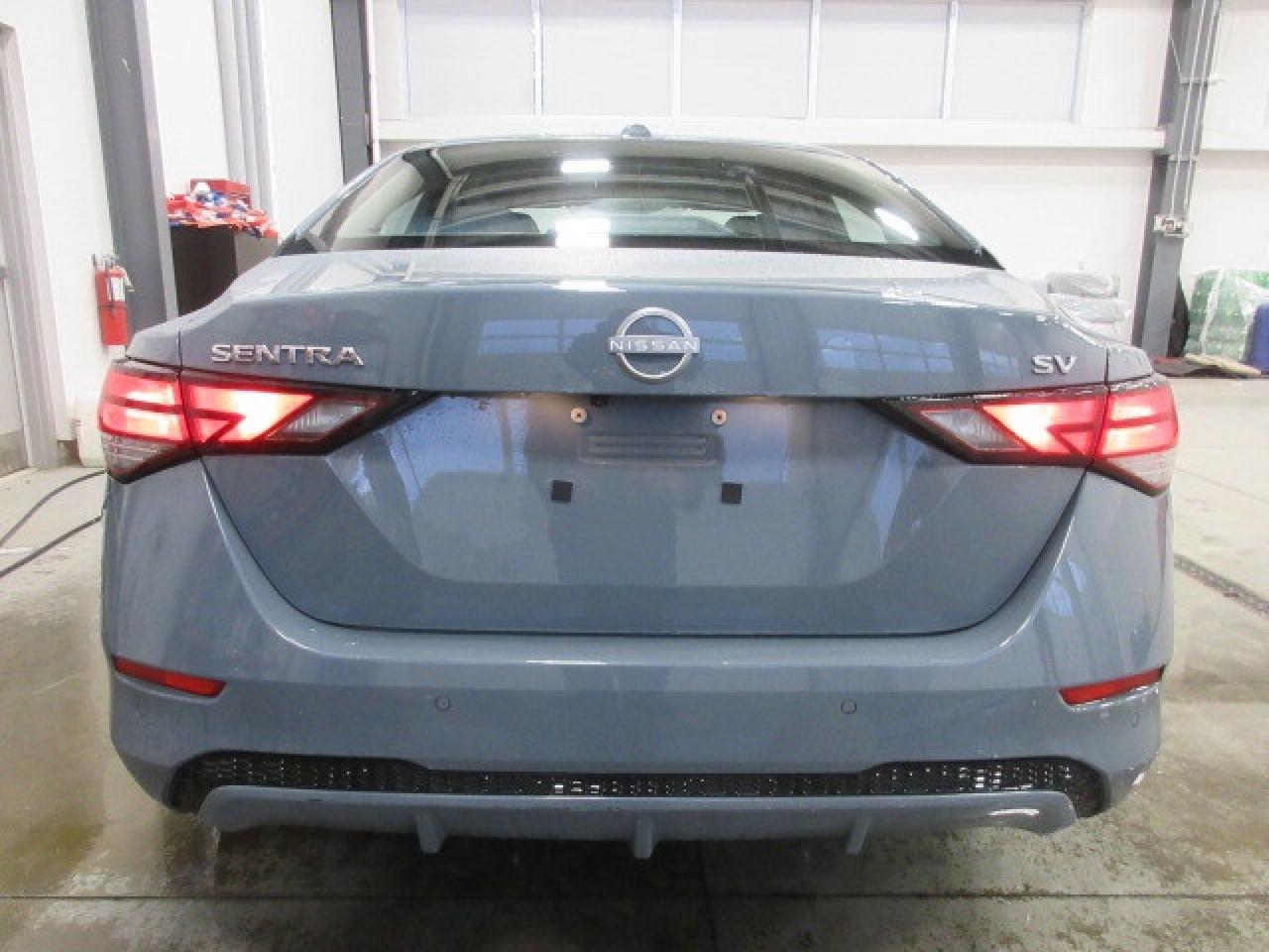 2024 Nissan Sentra SV, HTD. SEATS, ALLOYS, A/C, APPLE/ANDROID, 50K! Photo