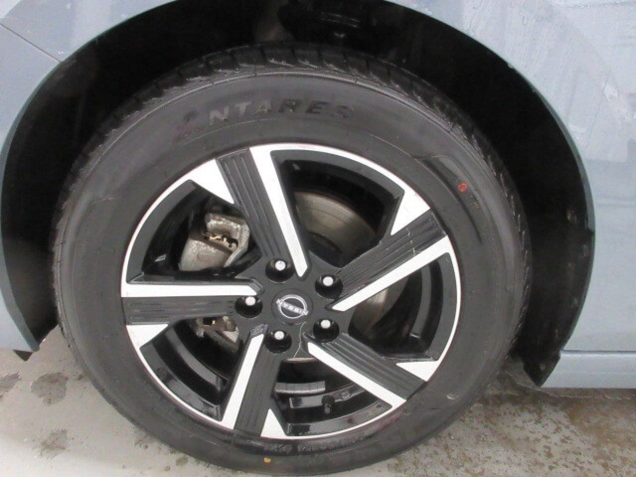 2024 Nissan Sentra SV, HTD. SEATS, ALLOYS, A/C, APPLE/ANDROID, 50K! Photo