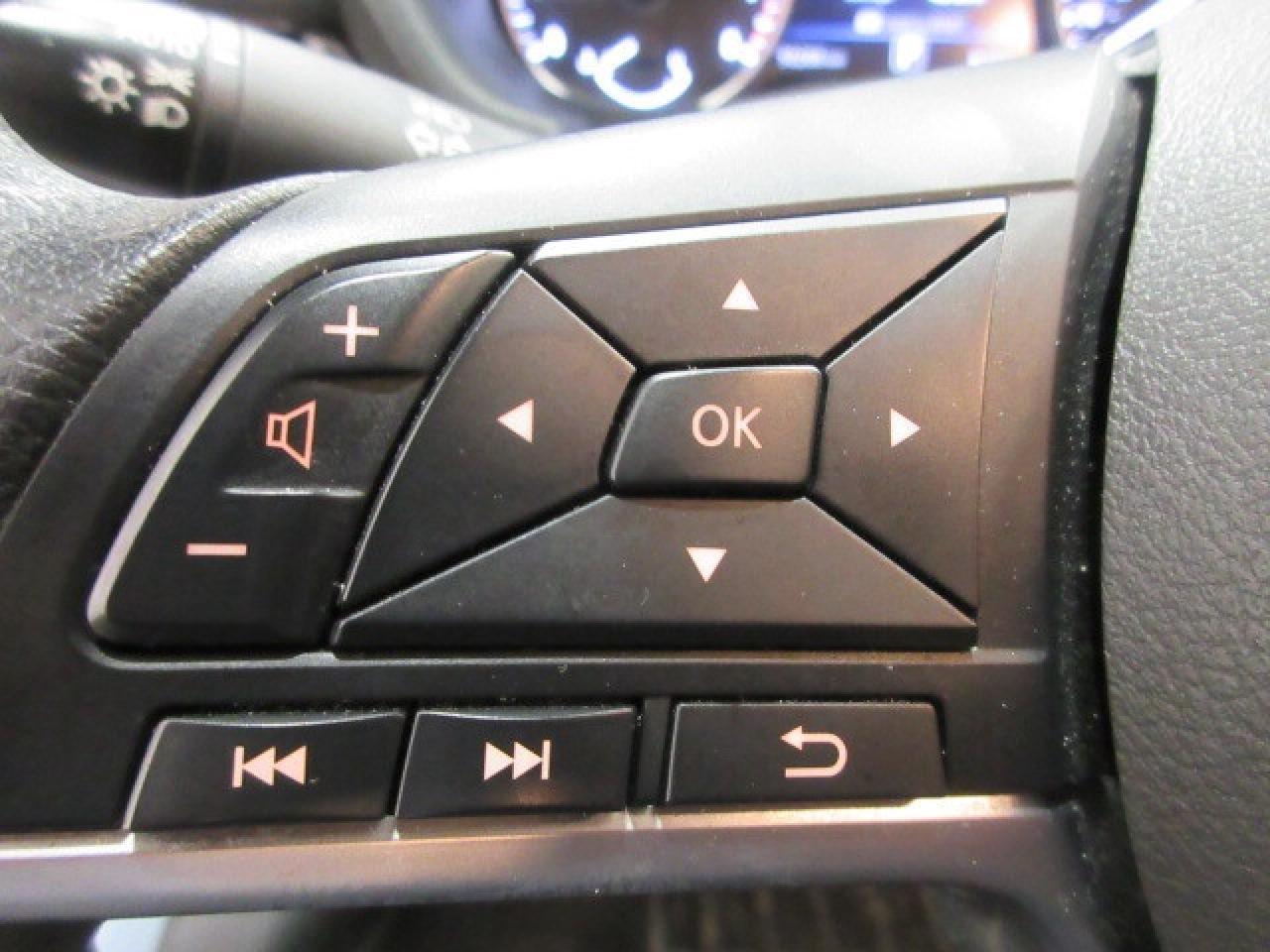 2024 Nissan Sentra SV, HTD. SEATS, ALLOYS, A/C, APPLE/ANDROID, 50K! Photo