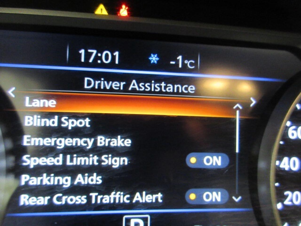 2024 Nissan Sentra SV, HTD. SEATS, ALLOYS, A/C, APPLE/ANDROID, 50K! Photo