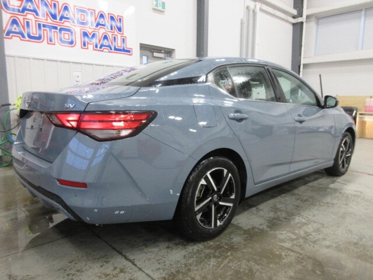 2024 Nissan Sentra SV, HTD. SEATS, ALLOYS, A/C, APPLE/ANDROID, 50K! Photo