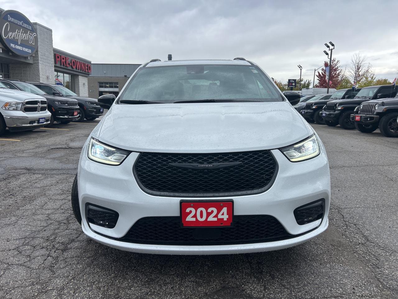 2024 Chrysler Pacifica Limited AWD w/S Appearance, Trailer Tow Group Photo