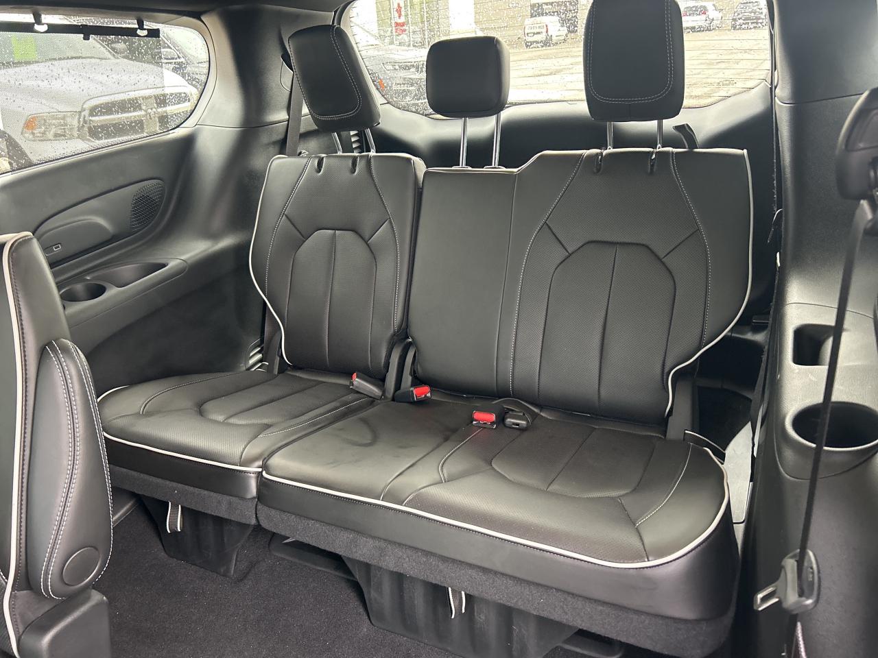 2024 Chrysler Pacifica Limited AWD w/S Appearance, Trailer Tow Group Photo