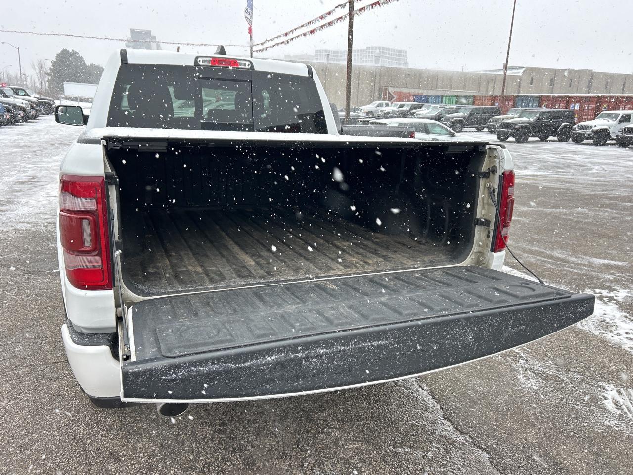 2022 RAM 1500 Limited w/22" Wheels, Trailer Brake, 3.92 Axle Photo