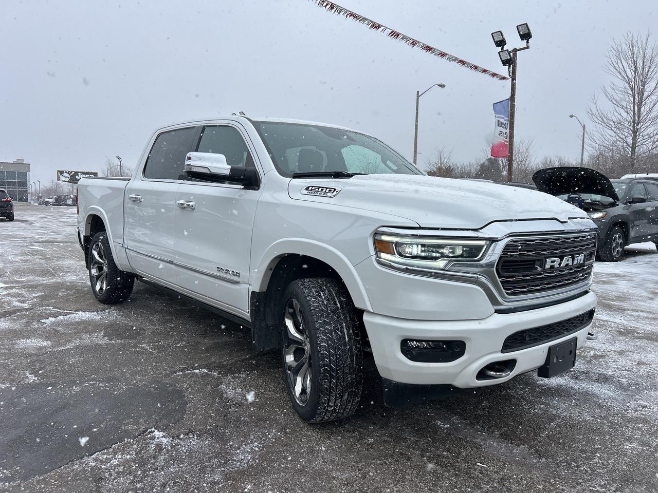 2022 RAM 1500 Limited w/22" Wheels, Trailer Brake, 3.92 Axle Photo