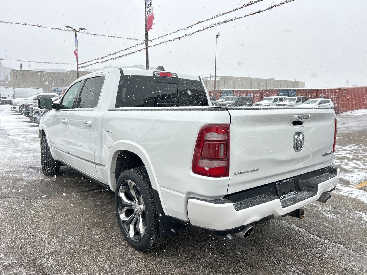 2022 RAM 1500 Limited w/22" Wheels, Trailer Brake, 3.92 Axle Photo