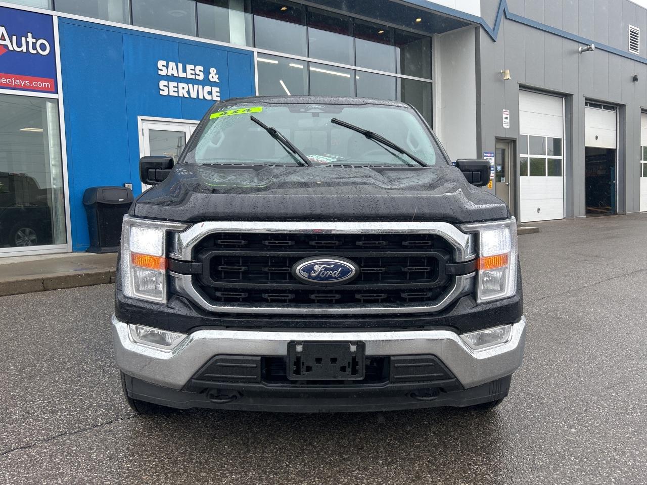 2022 Ford F-150 XLT SuperCrew 5.5' Box   5 Pass   Clean Carfax Photo