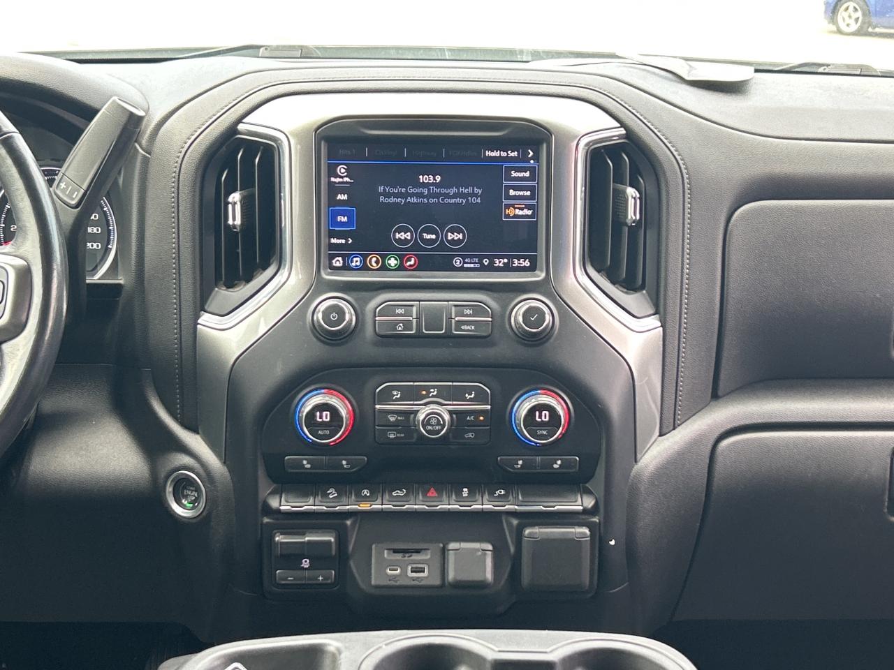 2021 Chevrolet Silverado 1500 LT 5.3L Crew Cab 147 " WB   6 Pass   Clean Carfax Photo