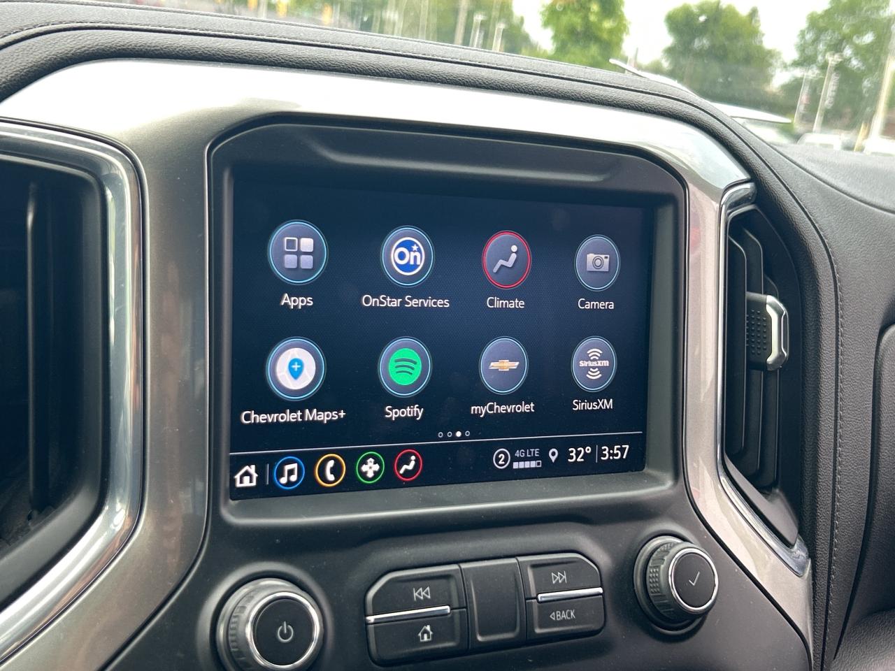 2021 Chevrolet Silverado 1500 LT 5.3L Crew Cab 147 " WB   6 Pass   Clean Carfax Photo