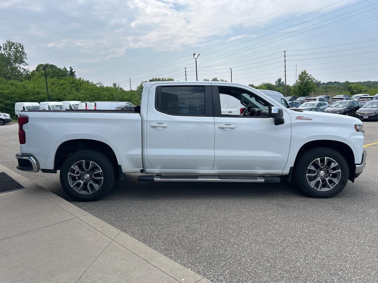 2021 Chevrolet Silverado 1500 LT 5.3L Crew Cab Short Box 147 WB   Clean Carfax Photo