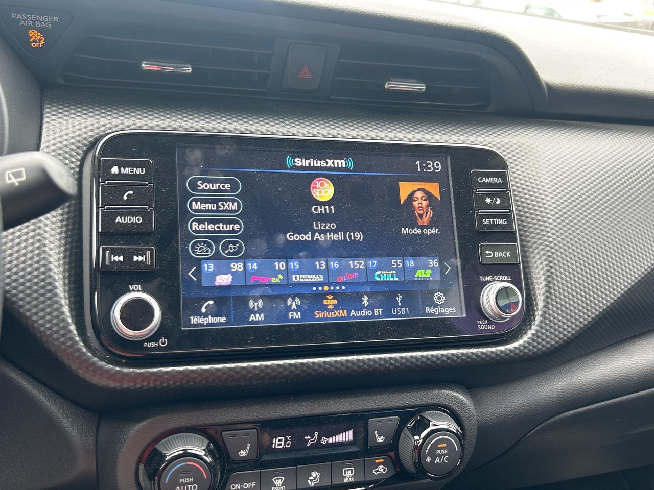 2023 Nissan Kicks SV Special Edition   LOW KM Photo