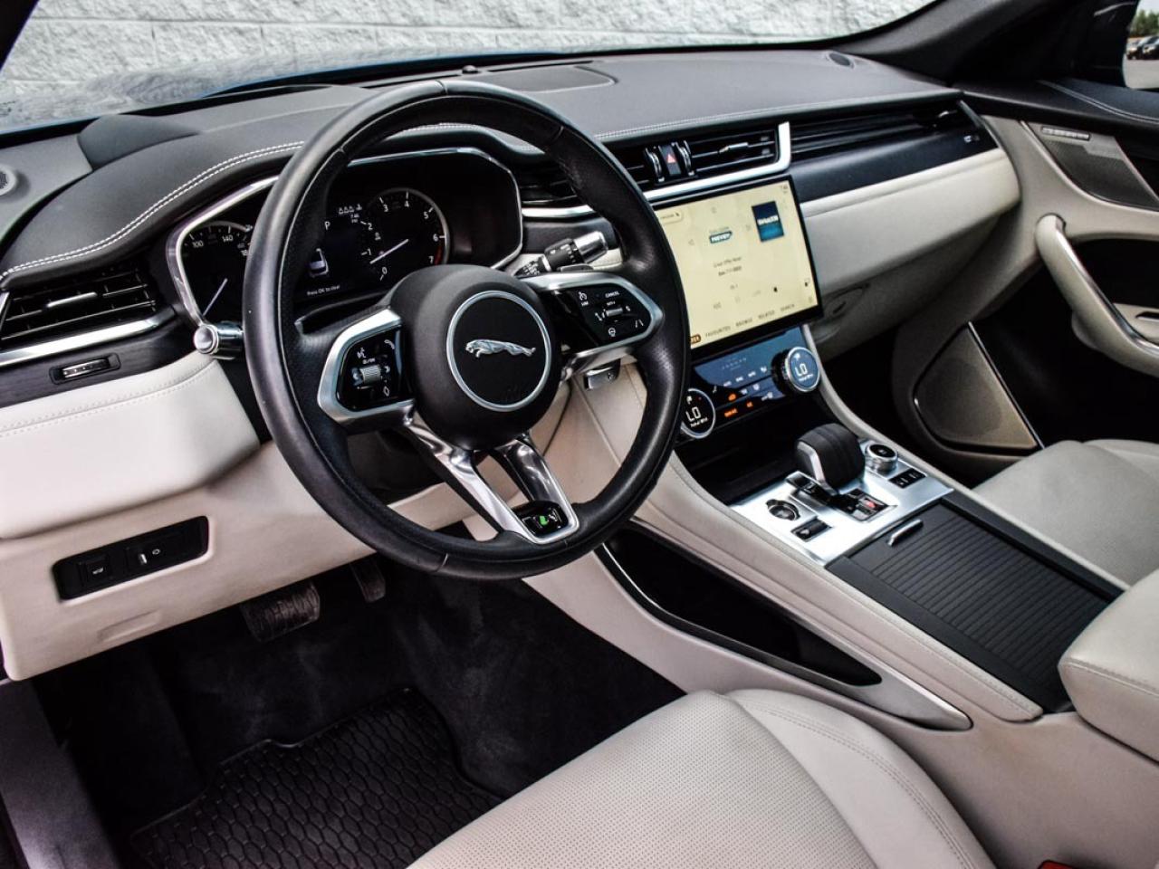 2023 Jaguar F-PACE ULTRA LOW KM's LOADED PERFOMRANCE SEATS + + Photo
