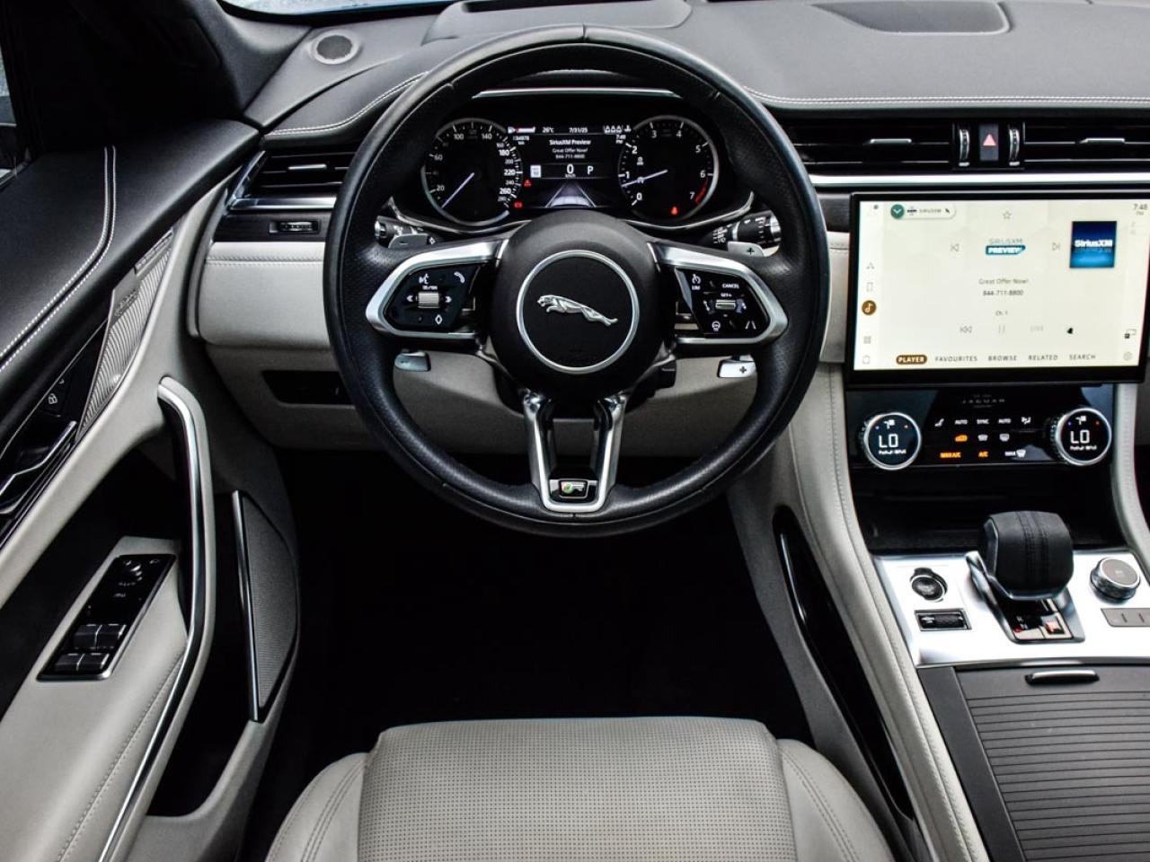 2023 Jaguar F-PACE ULTRA LOW KM's LOADED PERFOMRANCE SEATS + + Photo