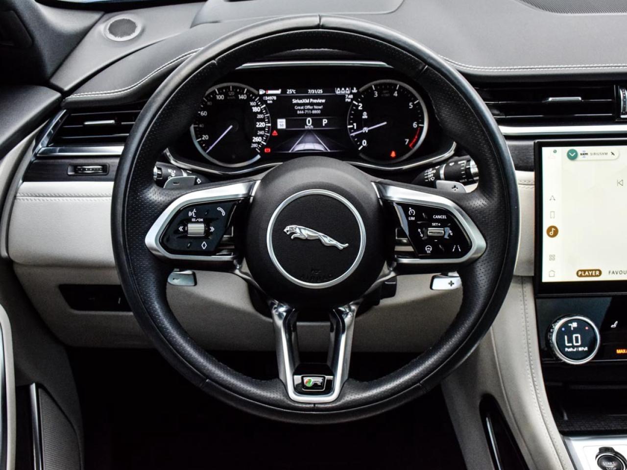 2023 Jaguar F-PACE ULTRA LOW KM's LOADED PERFOMRANCE SEATS + + Photo