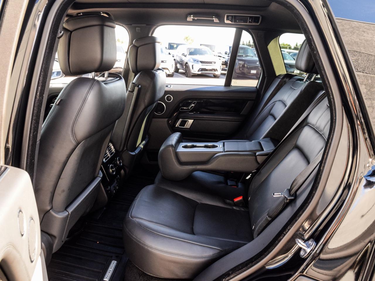 2021 Land Rover Range Rover P400 Westminster SWB Photo