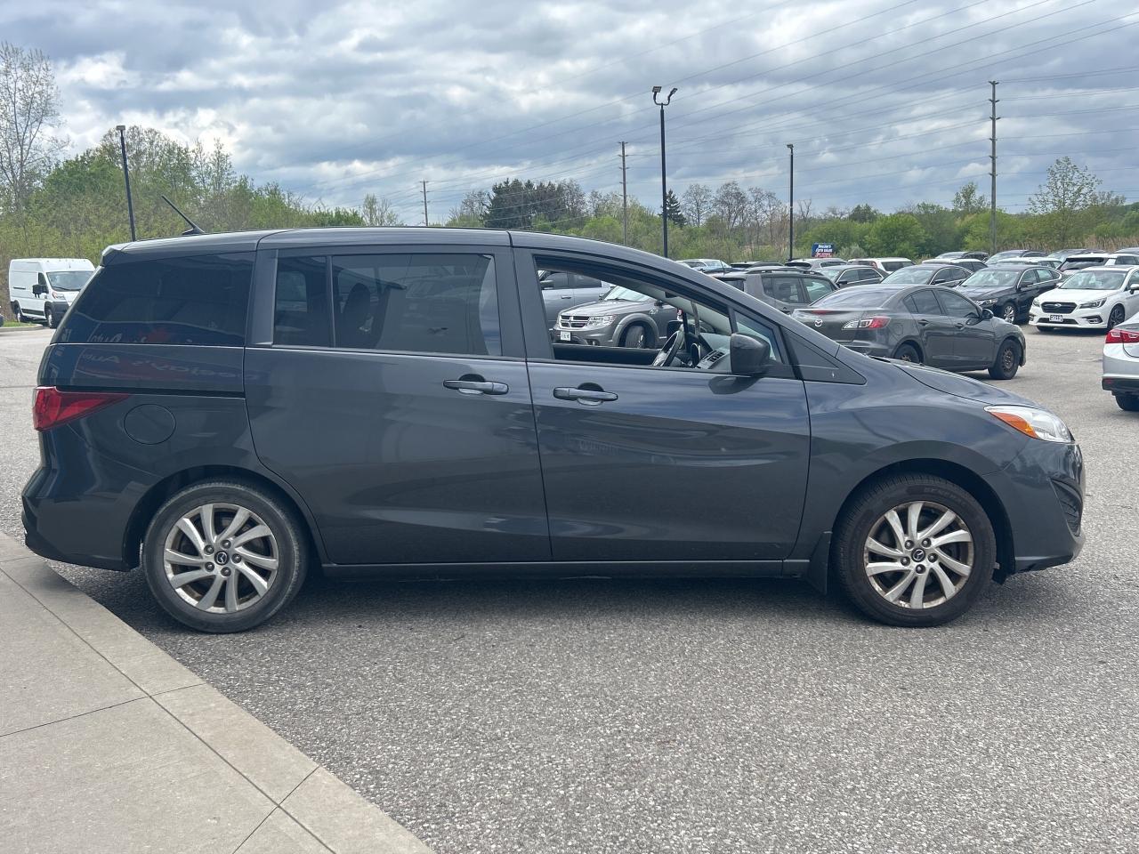 2017 Mazda MAZDA5 6 Passenger   Extra Tires & Rims   Clean Carfax Photo