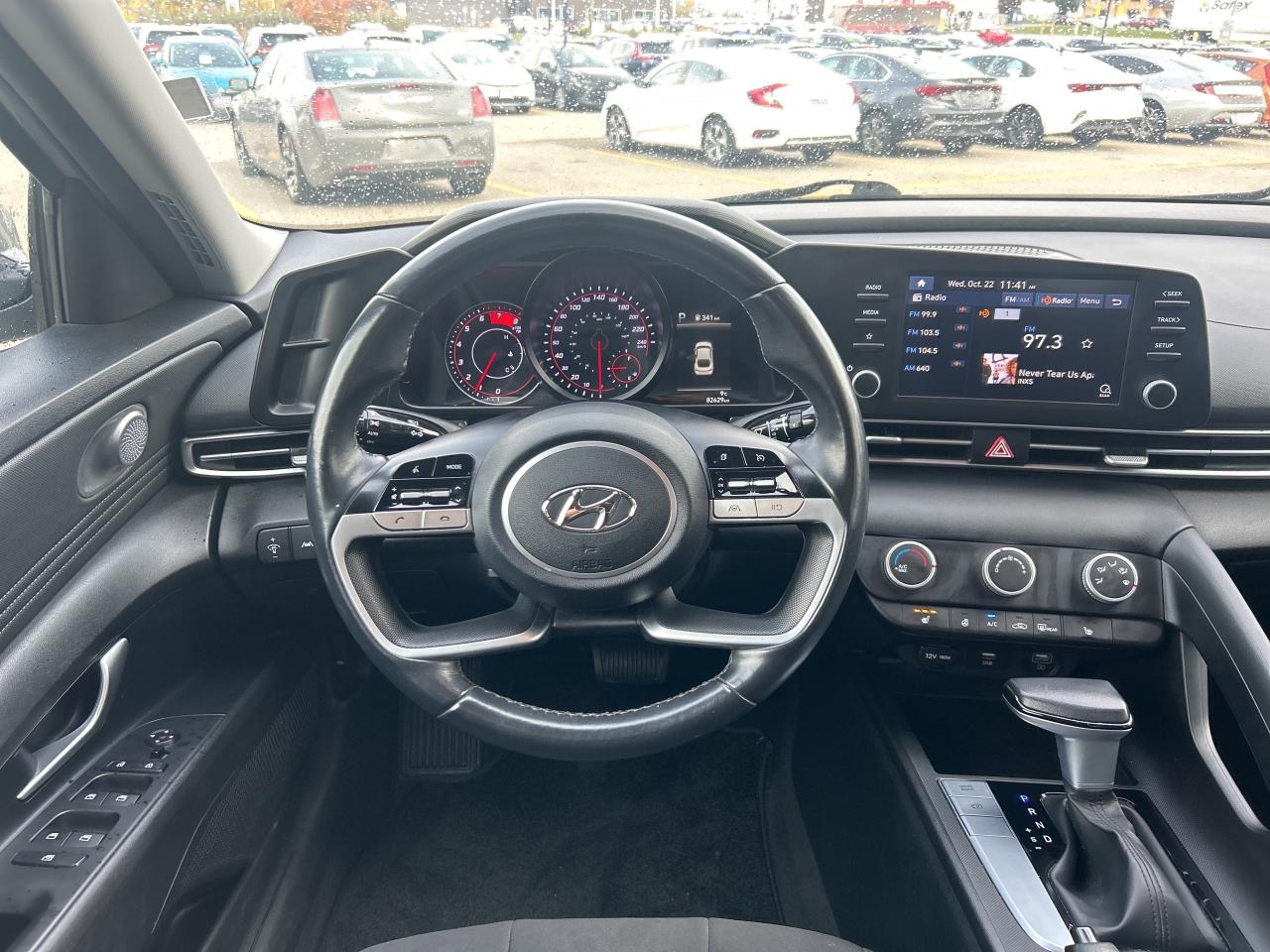 2022 Hyundai Elantra Preferred   Apple CarPlay   Clean Carfax Photo
