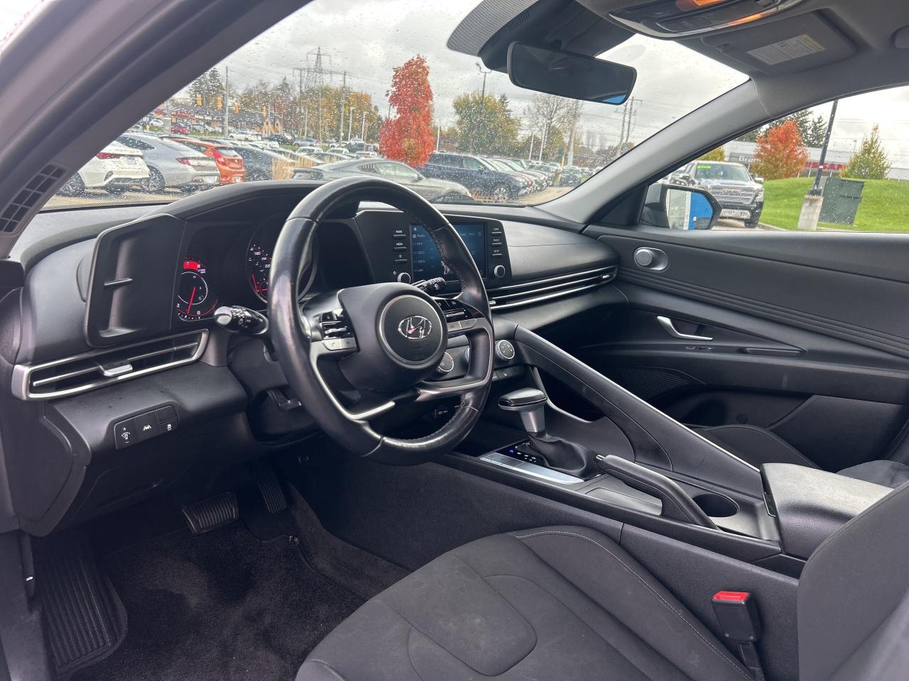 2022 Hyundai Elantra Preferred   Apple CarPlay   Clean Carfax Photo