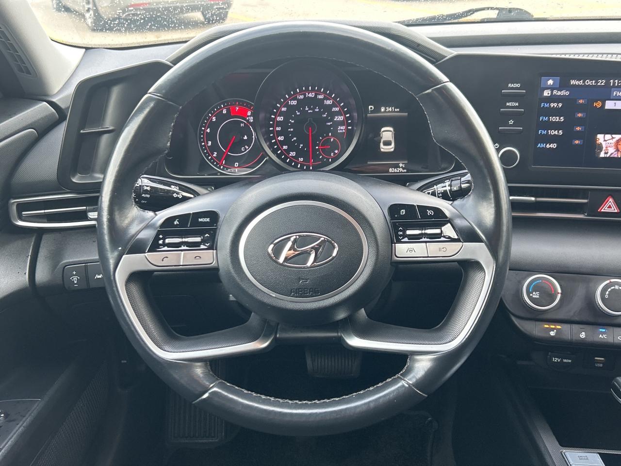 2022 Hyundai Elantra Preferred   Apple CarPlay   Clean Carfax Photo