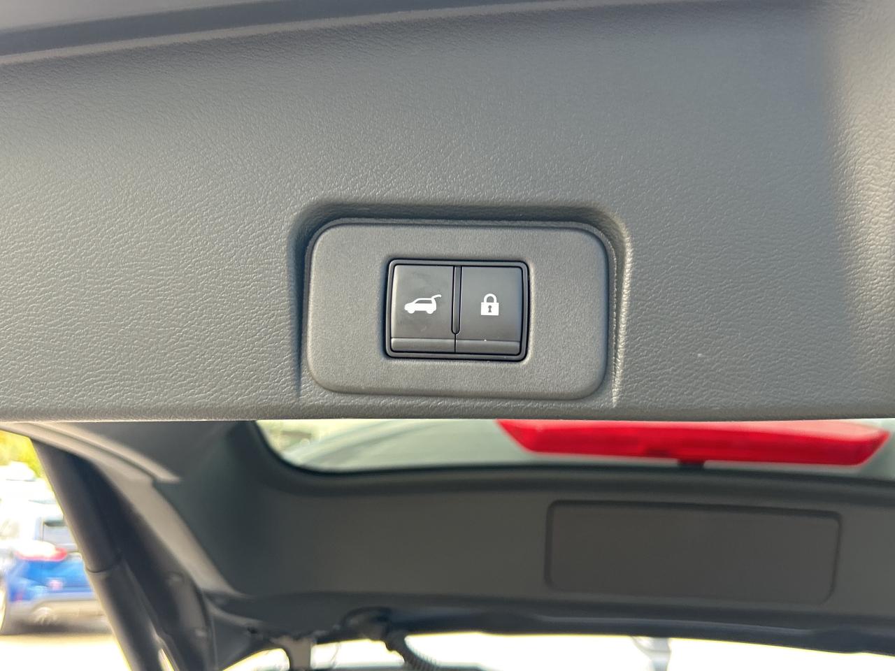 2024 Nissan Rogue SL   Panoramic Roof   Leather   Clean Carfax Photo