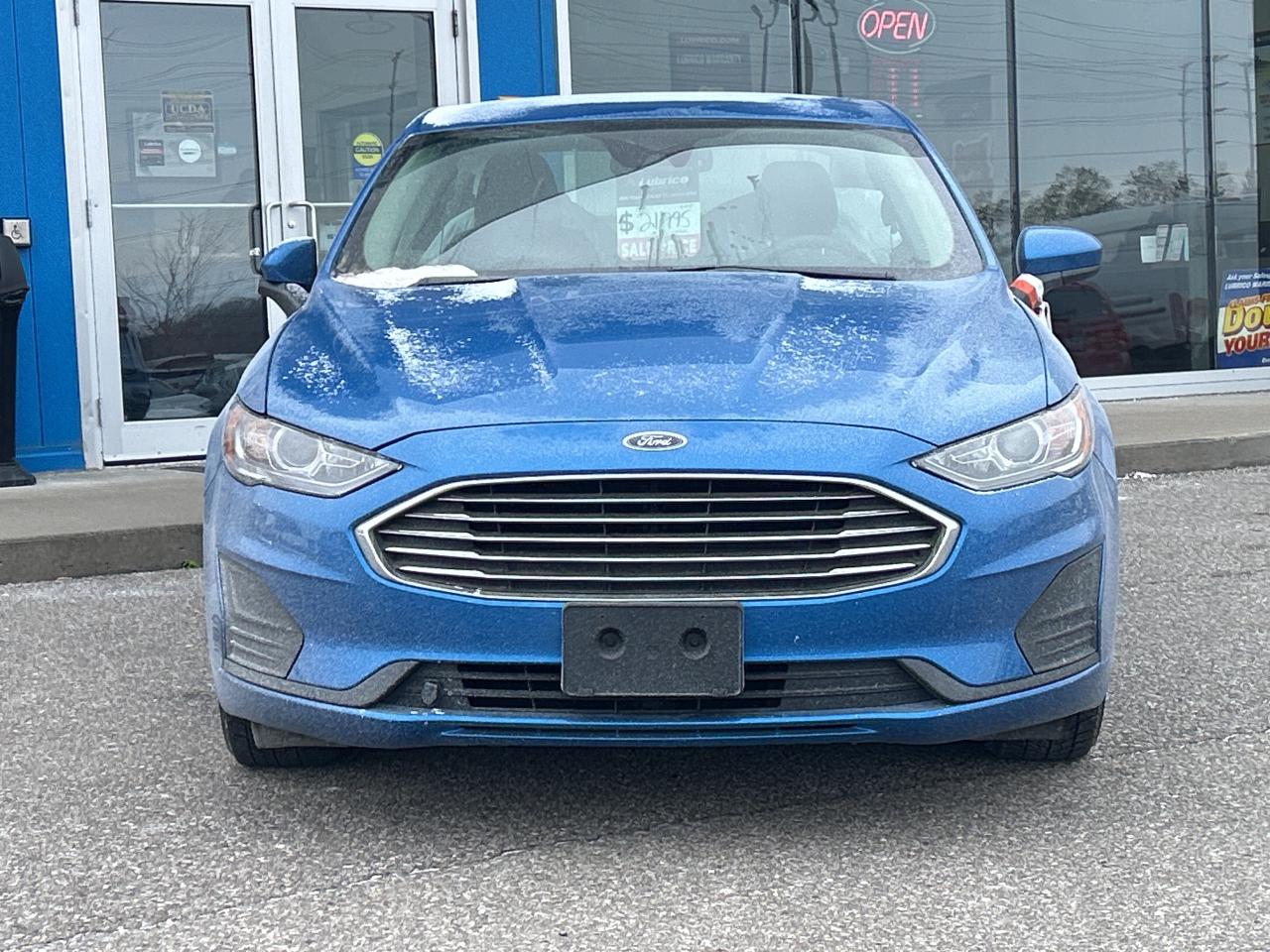 2019 Ford Fusion Hybrid SE   Navigation   Low Km   Clean Carfax Photo