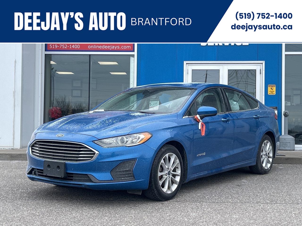 2019 Ford Fusion Hybrid SE   Navigation   Low Km   Clean Carfax Photo0