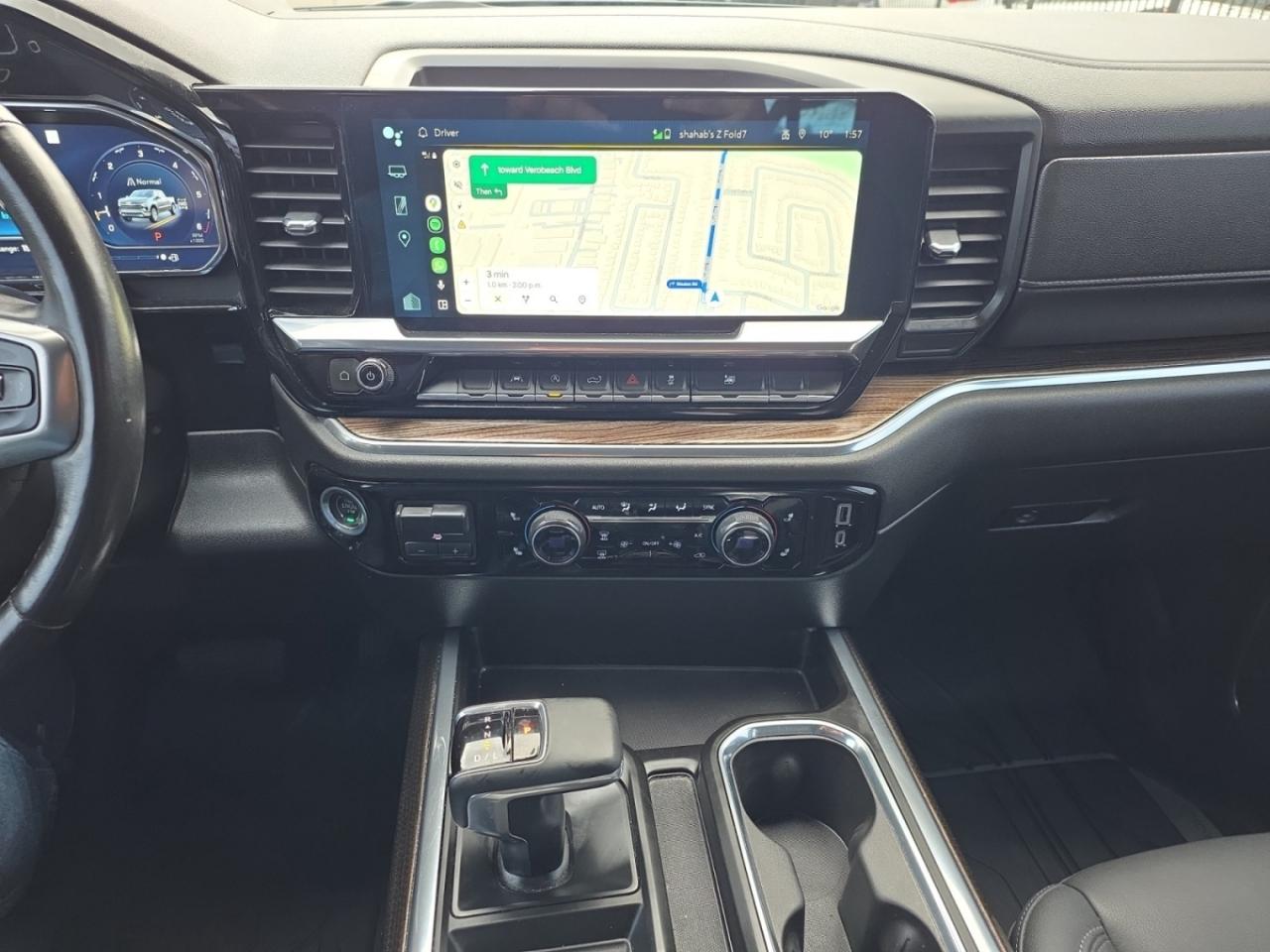 2023 Chevrolet Silverado 1500 NO ACCIDENTS / LEATHER / DIGITAL DASH / CARPLAY / Photo