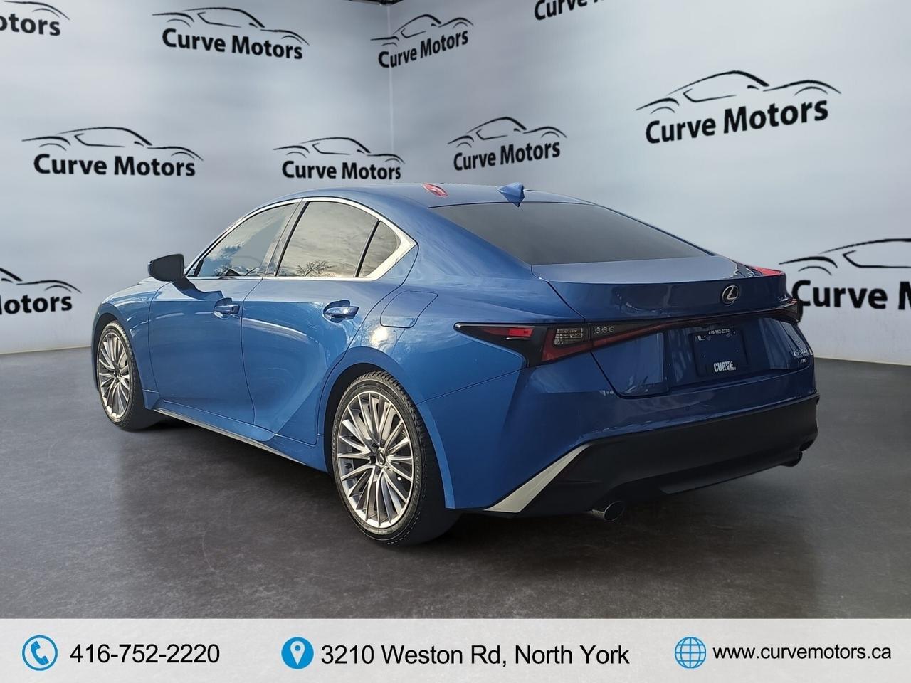 2022 Lexus IS IS 300 AWD * NO ACCIDENTS / 1 OWNER / ROOF / DRIVE Photo