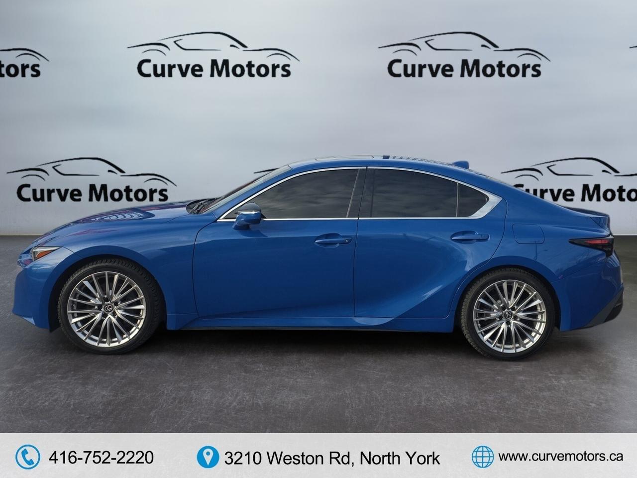 2022 Lexus IS IS 300 AWD * NO ACCIDENTS / 1 OWNER / ROOF / DRIVE Photo