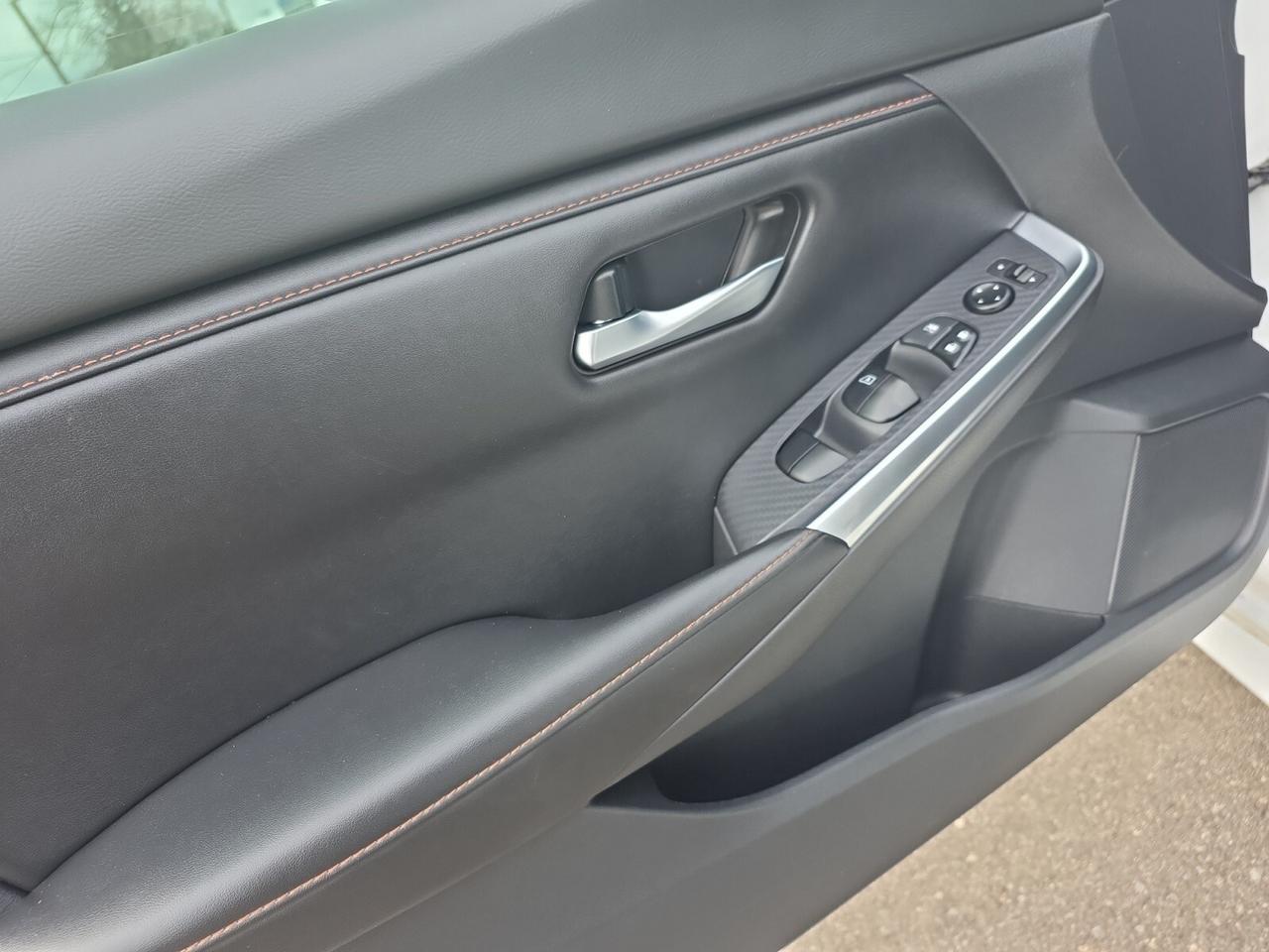 2023 Nissan Sentra SR MIDNIGHT EDITION * CARPLAY / ROOF / DRIVER ASSI Photo