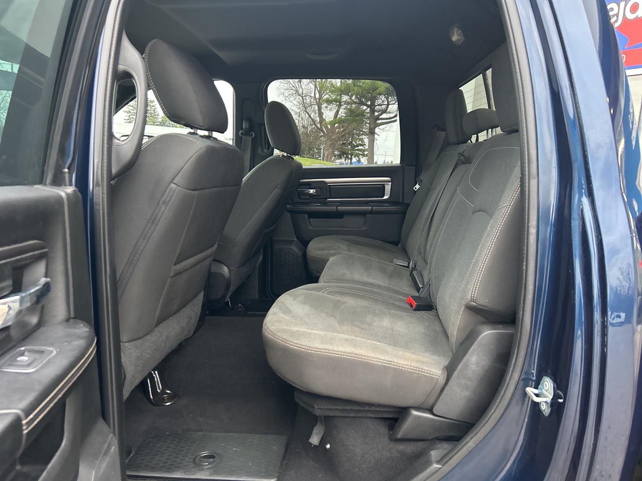 2023 RAM 1500 Classic Warlock 5.7L Crew Cab 5'7 Short Box   5 Pass Photo