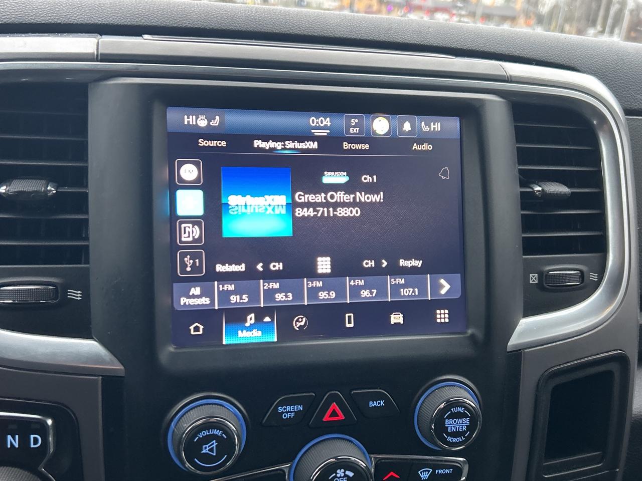 2023 RAM 1500 Classic Warlock 5.7L Crew Cab 5'7 Short Box   5 Pass Photo