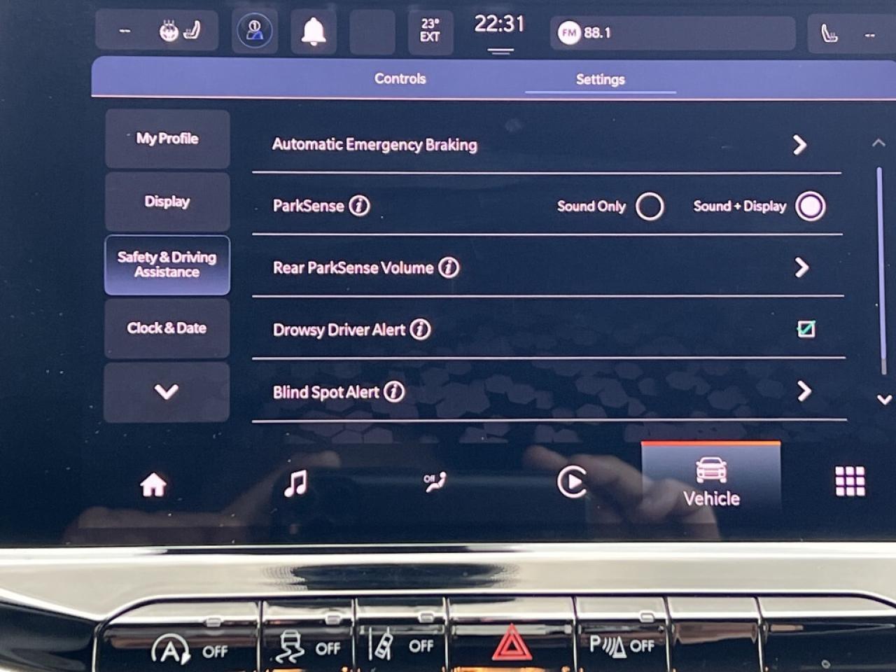 2024 Jeep Compass Trailhawk 4x4 * CARPLAY / CAMERA / LEATHER / LANE Photo4