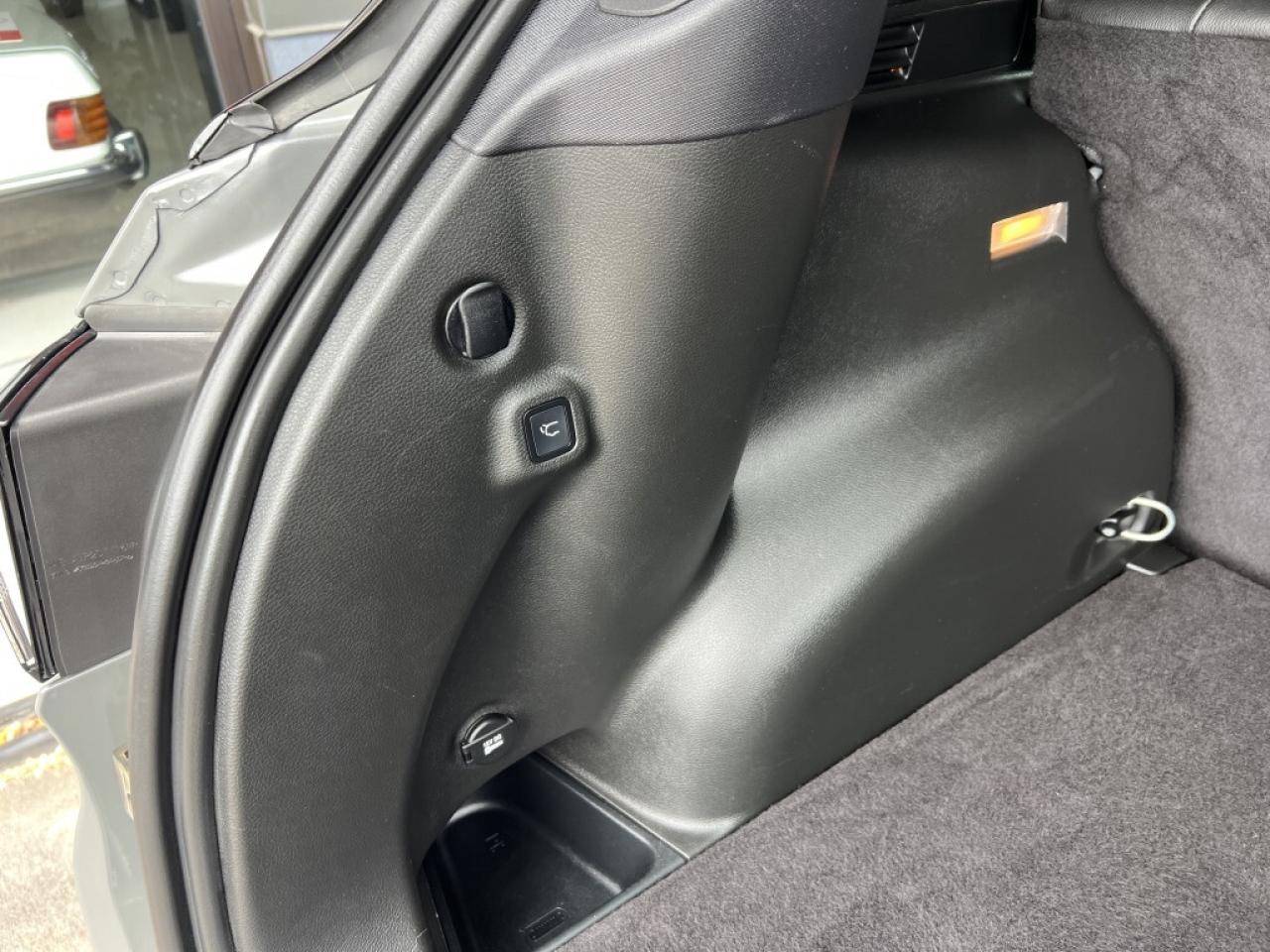 2024 Jeep Compass Trailhawk 4x4 * CARPLAY / CAMERA / LEATHER / LANE Photo