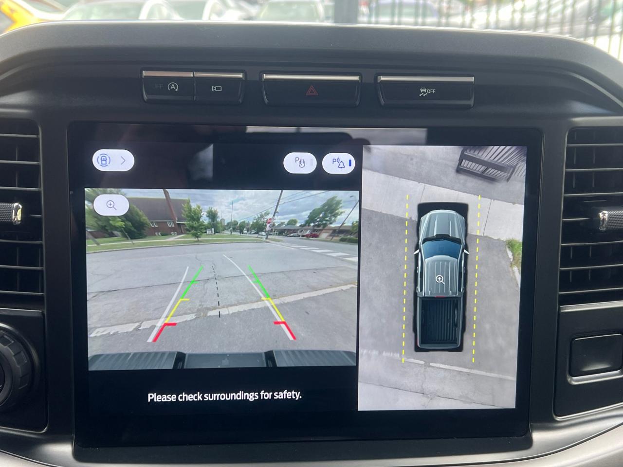 2024 Ford F-150 XLT 4WD SuperCrew 5.5' Box 5.0L 8 Cylinder * CARPL Photo