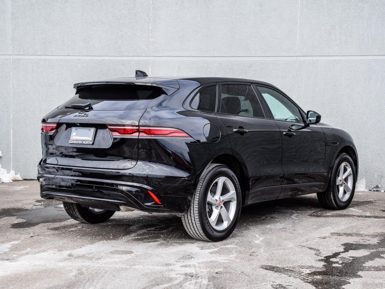 2023 Jaguar F-PACE S/ONE OWNER/DEALER MAINTAINED/EXECUTIVE FLEET Photo