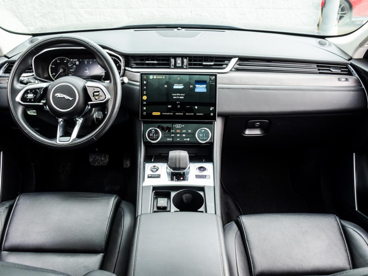 2023 Jaguar F-PACE S/ONE OWNER/DEALER MAINTAINED/EXECUTIVE FLEET Photo